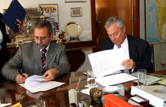 Jaime - Firmando por un sue?...