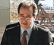 El Ministro de economía est?menos preocupado.